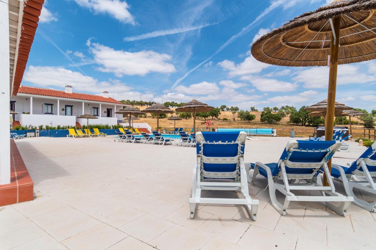 Monte Da Cabeca Gorda Bed & Breakfast Alcáçovas Dış mekan fotoğraf